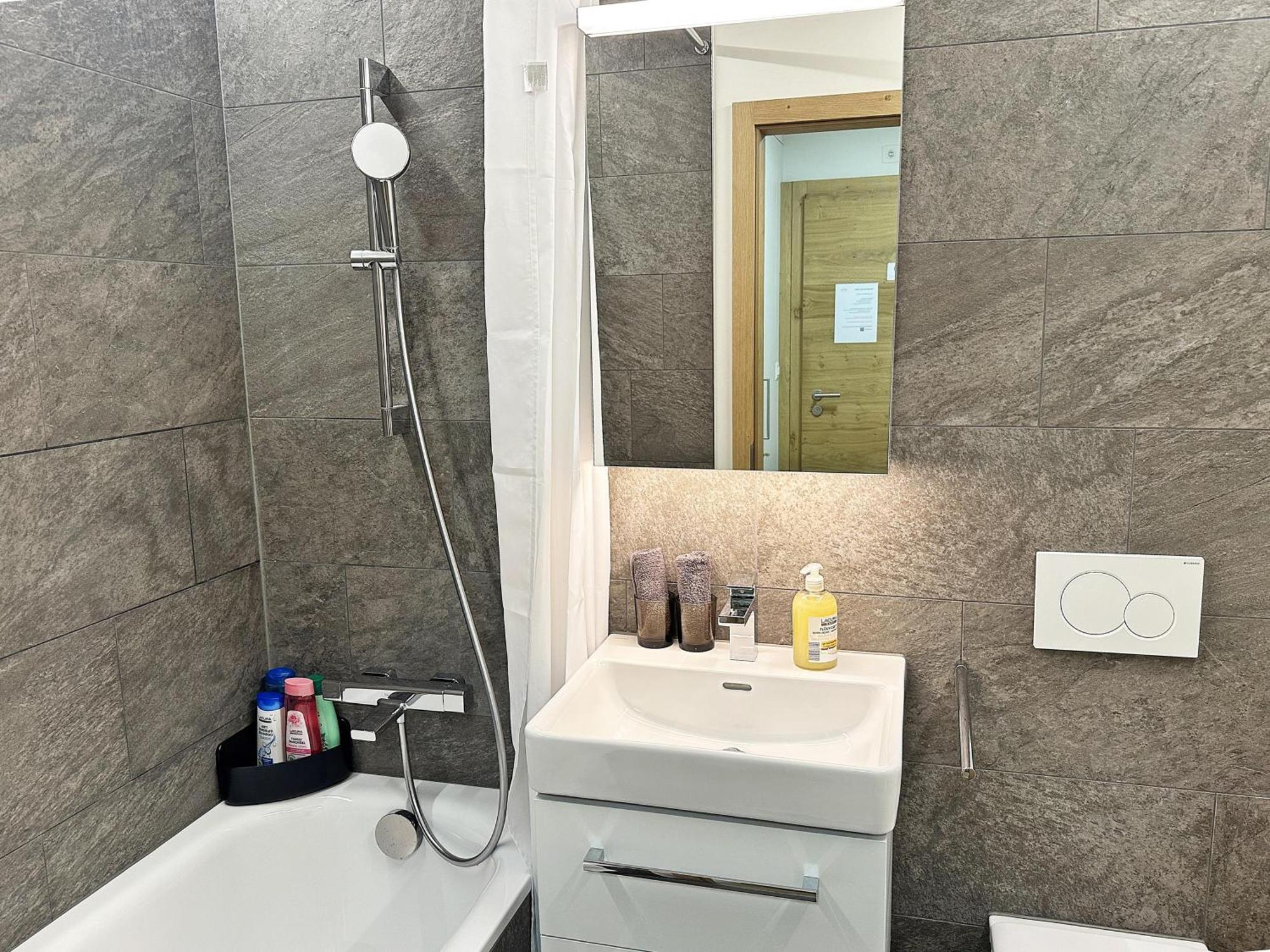 Apartment Alpin-schick, 39m2, & Sport, Mit Pool - Sk213