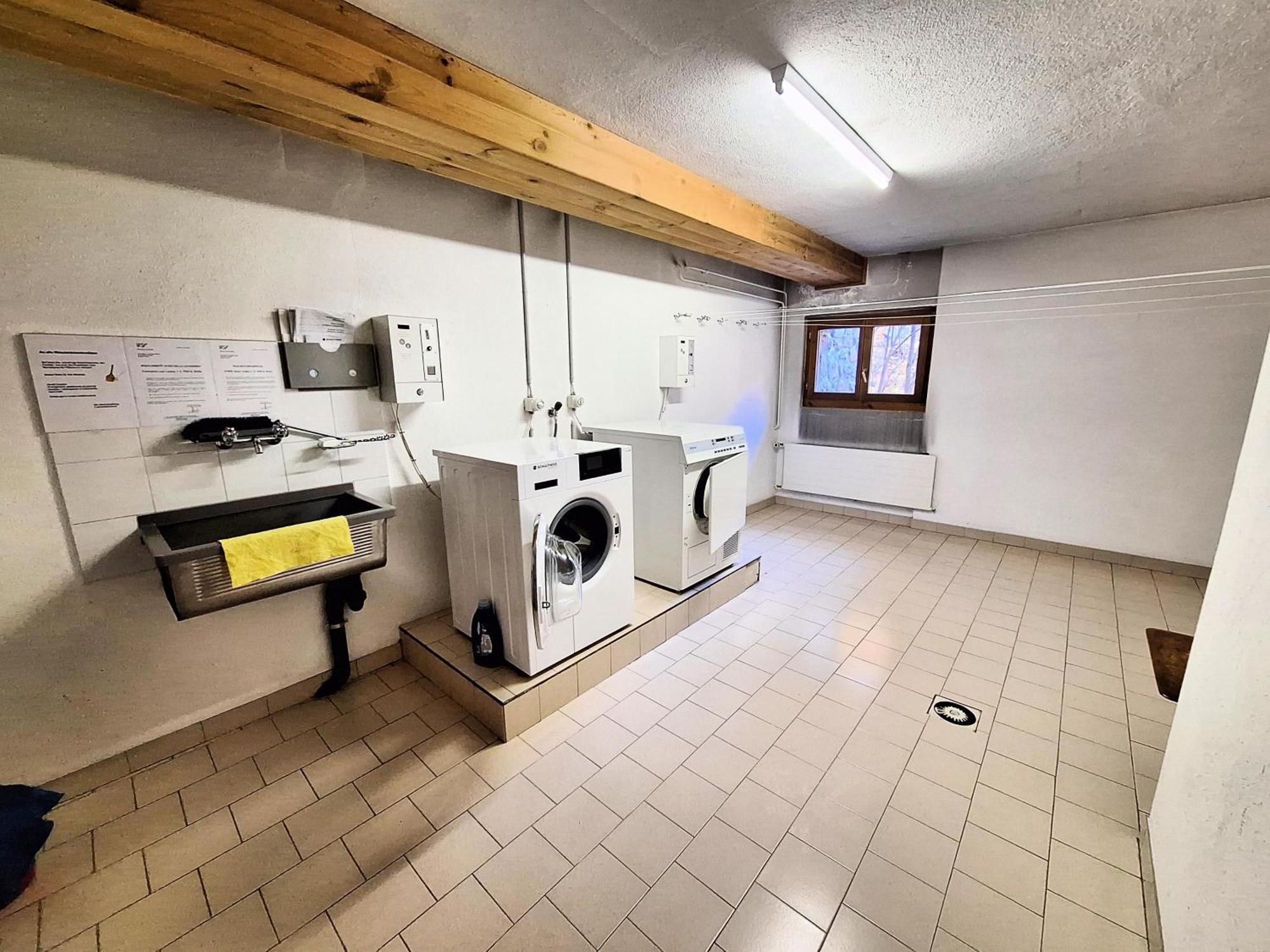 27 - Apartment