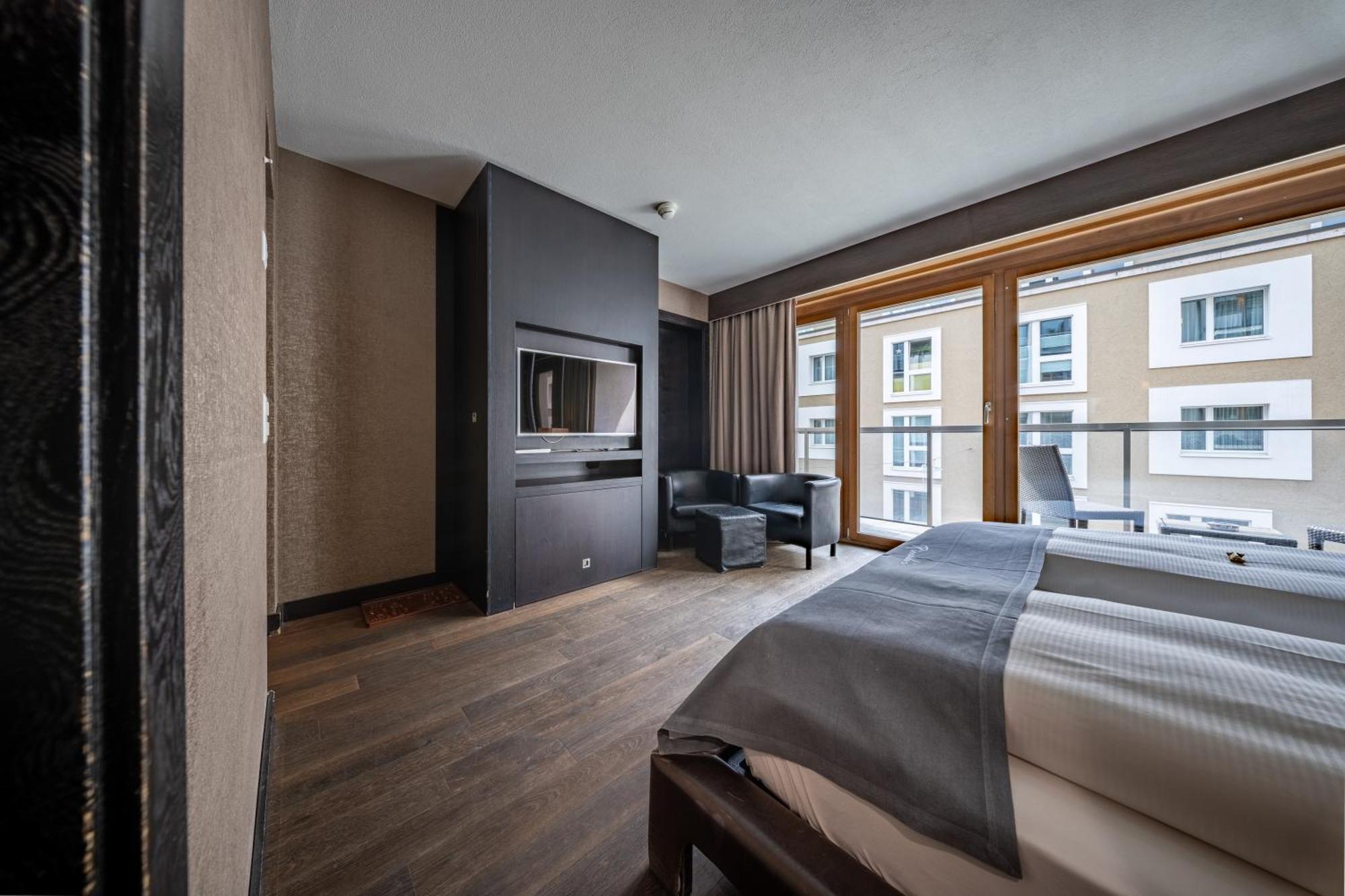 Piz Hotel 3*