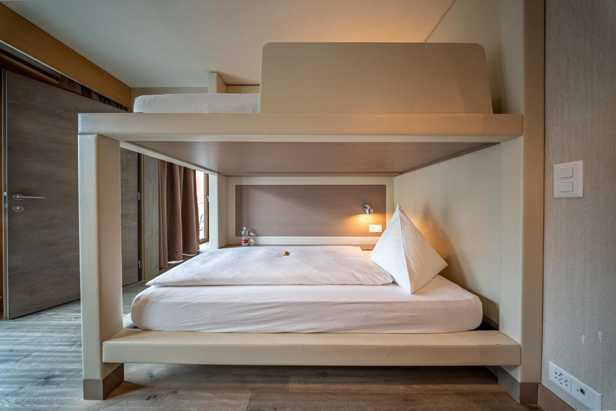 Hotel Piz 3*