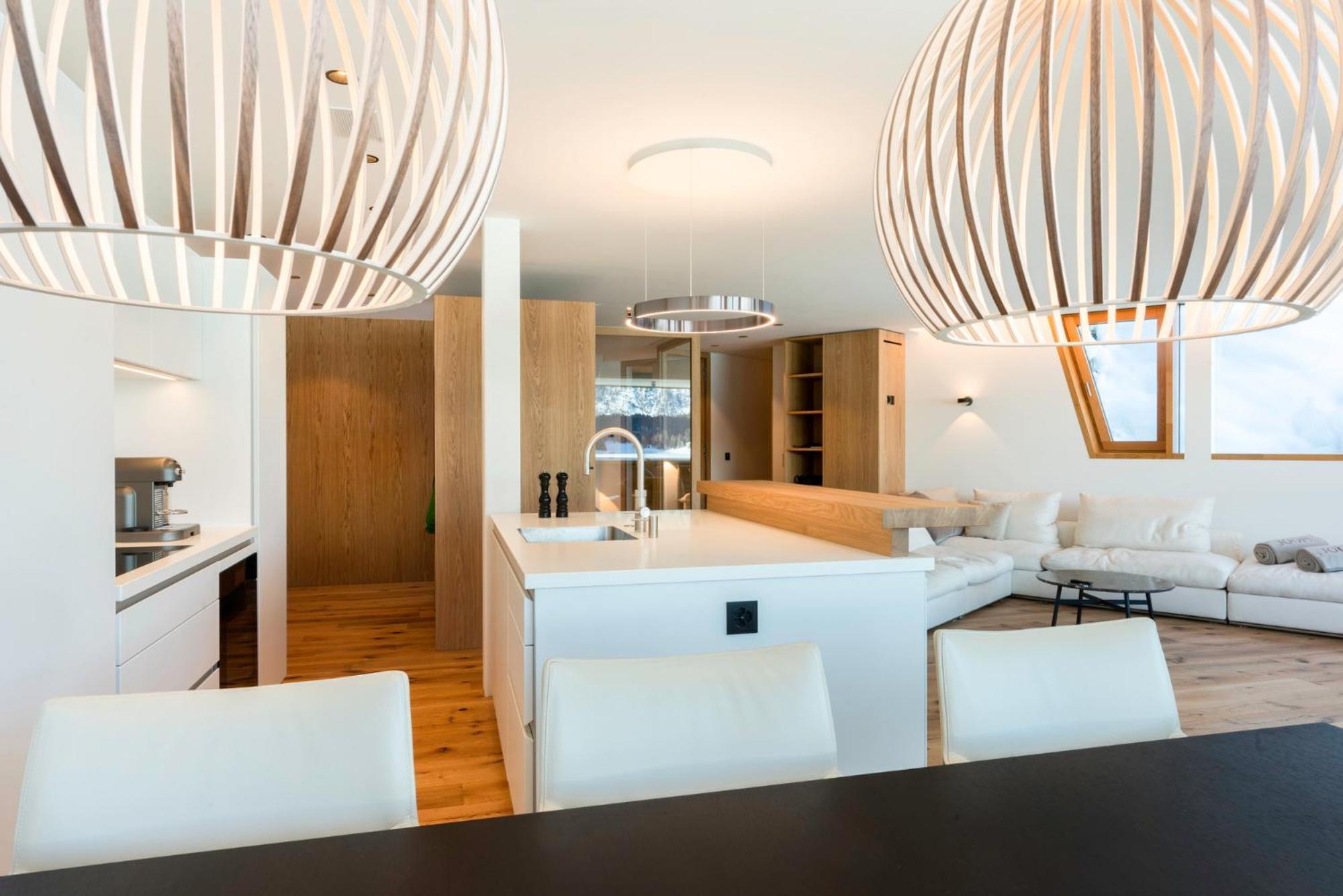 Mira Lej Apartment