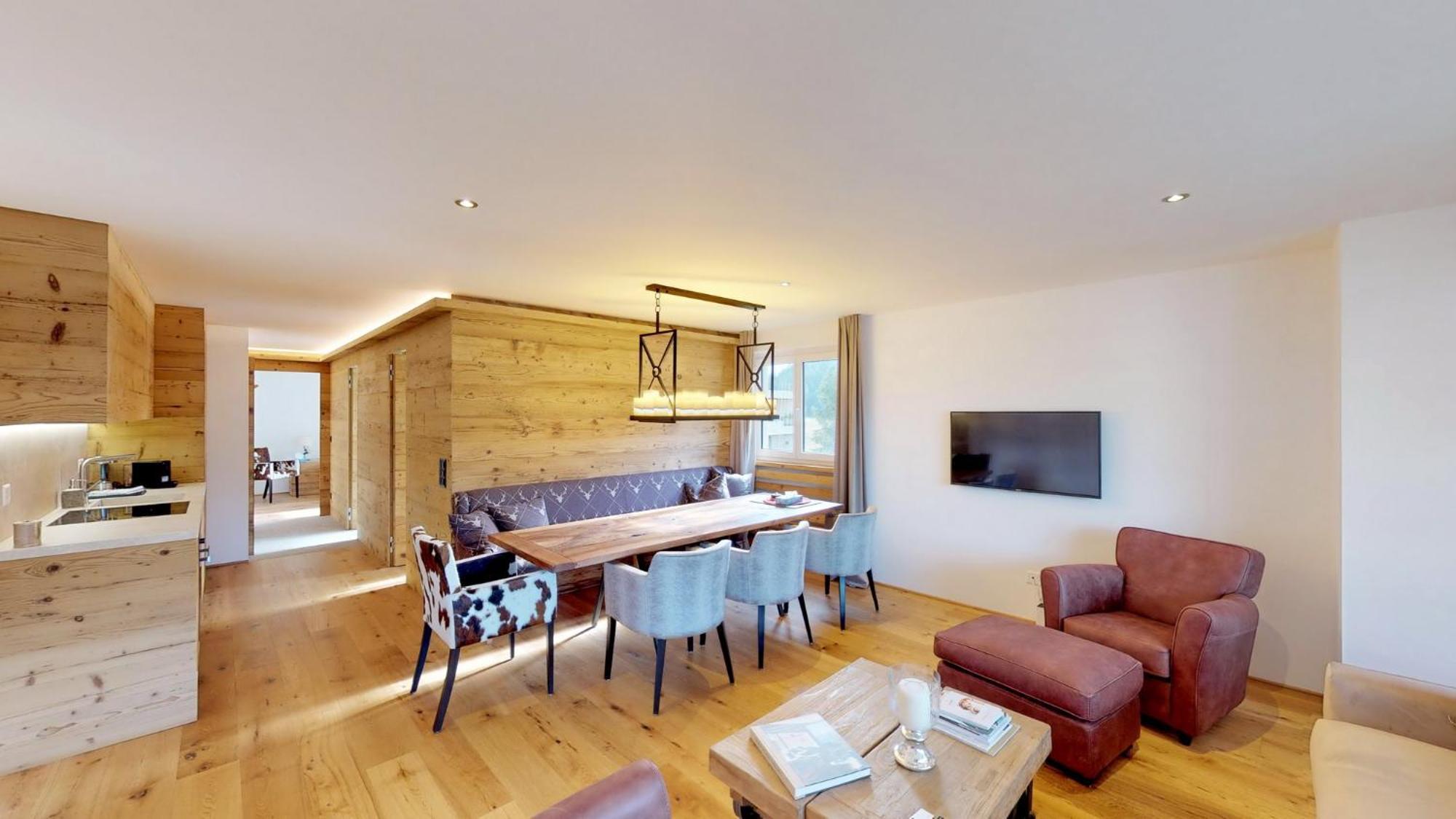15 * St. Moritz