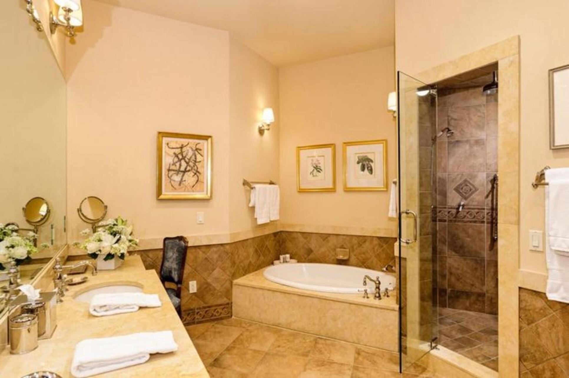 Luxury Chalet Notev & Saunaa *