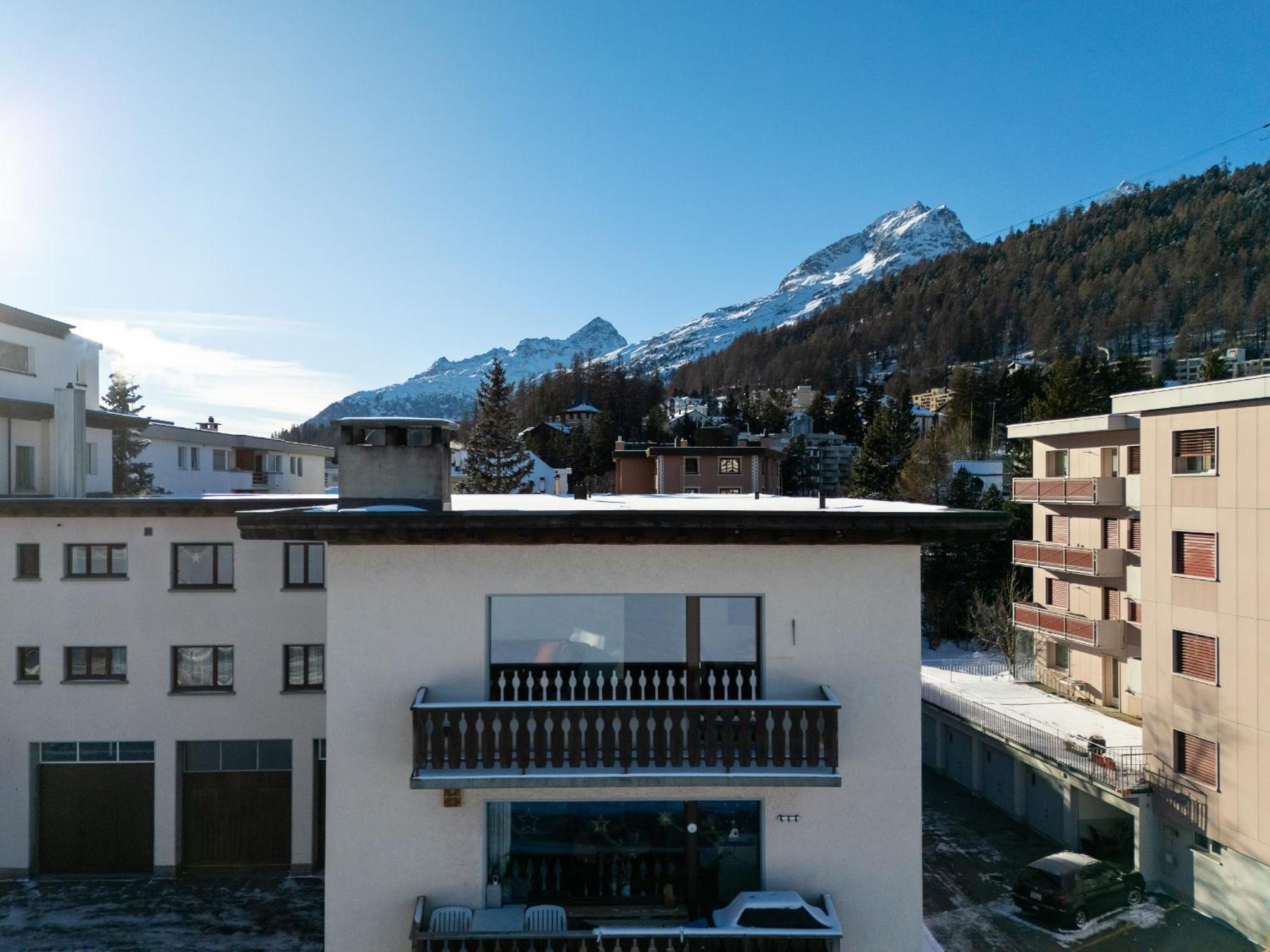 New! Spectacular Dream View Apartment *