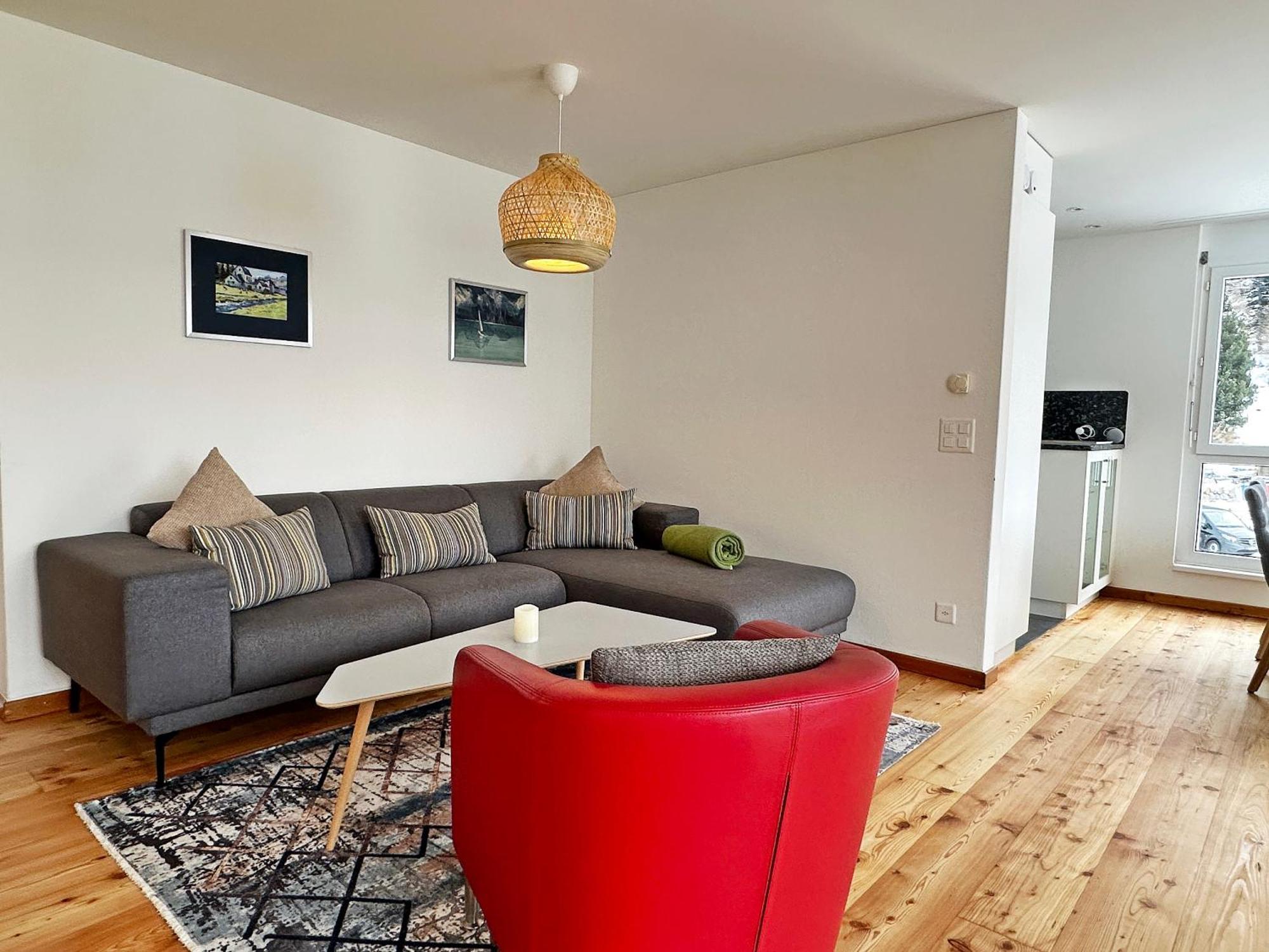 Echtholz, 110m2, Sport, Erholung, Mit Garage - Su48 *