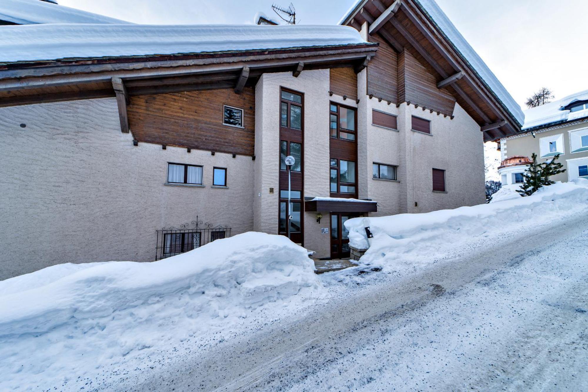 Chesa Aruons 21 - St. Moritz