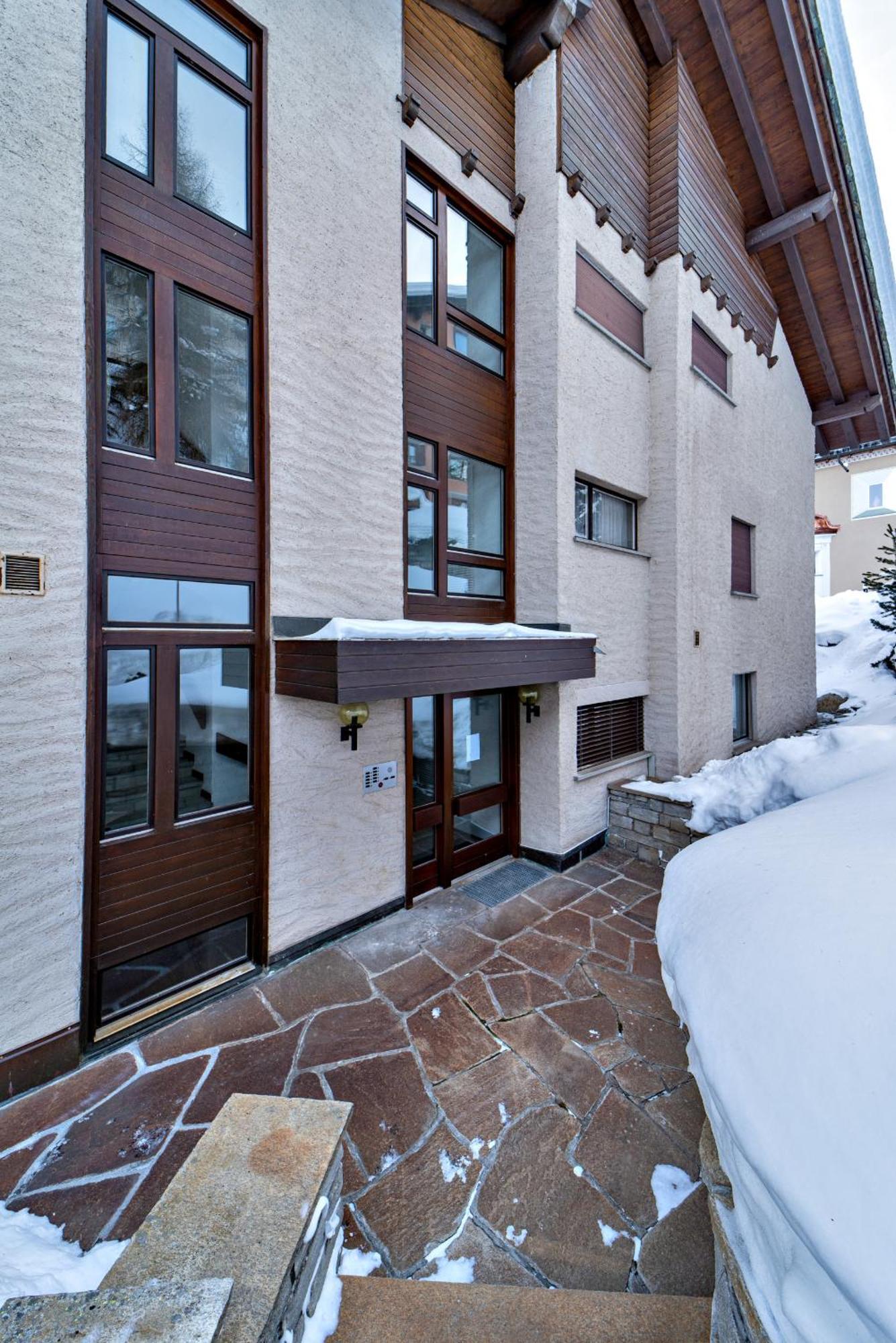 Apartment Chesa Aruons 21 - St. Moritz