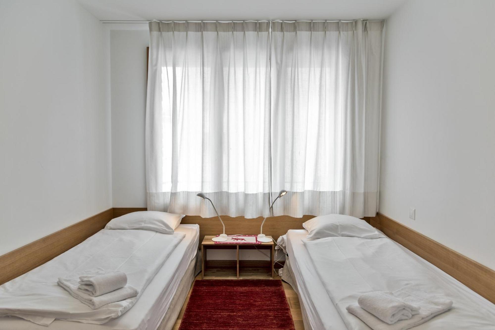 Apartment Chesa Chalavus - St. Moritz