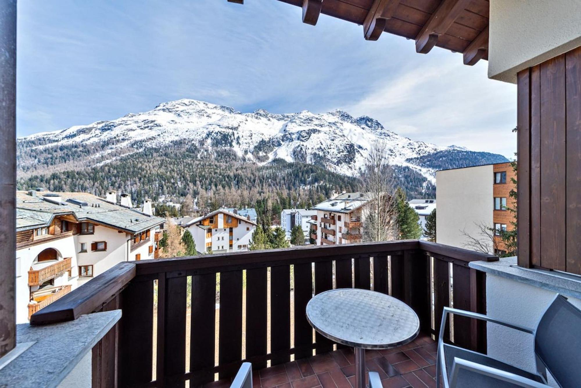 Chesa Arlas - Apartment