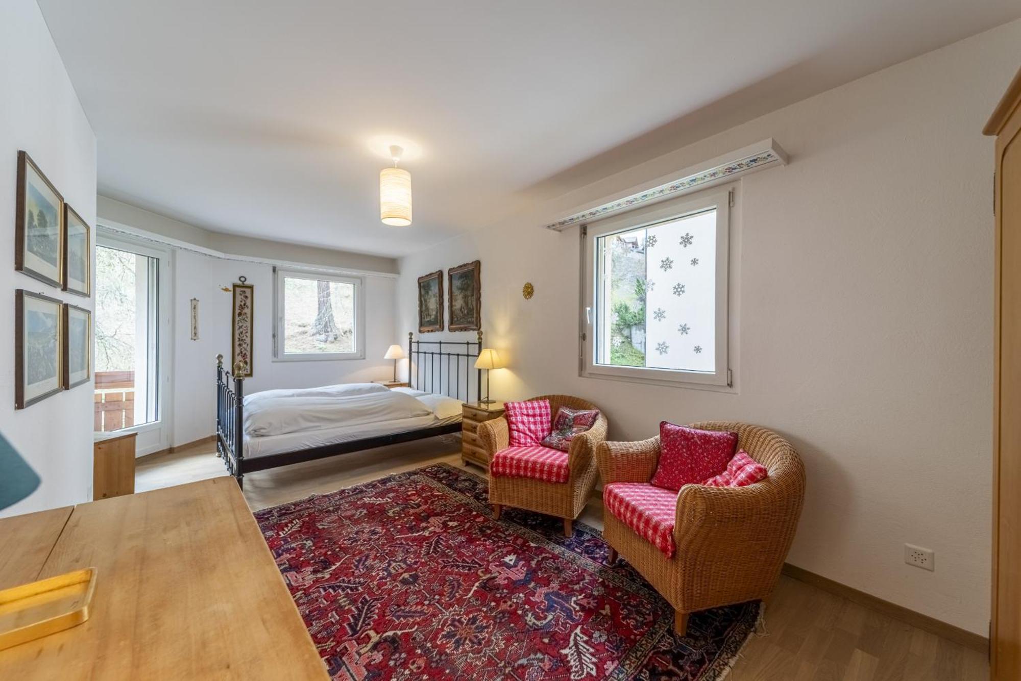 Apartment Chesa Ruinatsch *