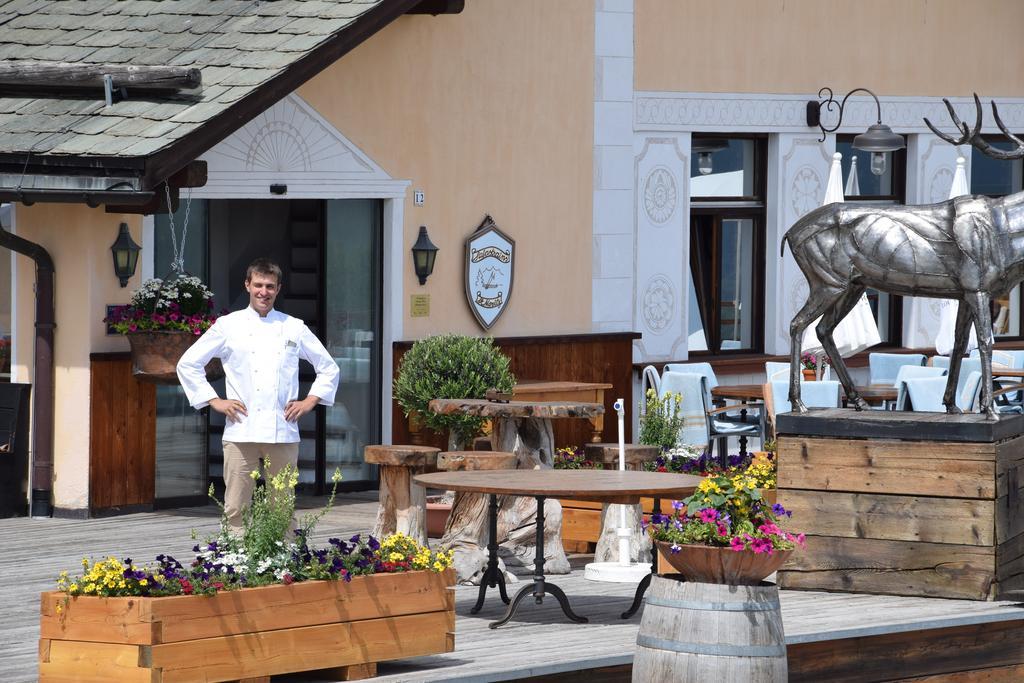 Hotel Salastrains 3*