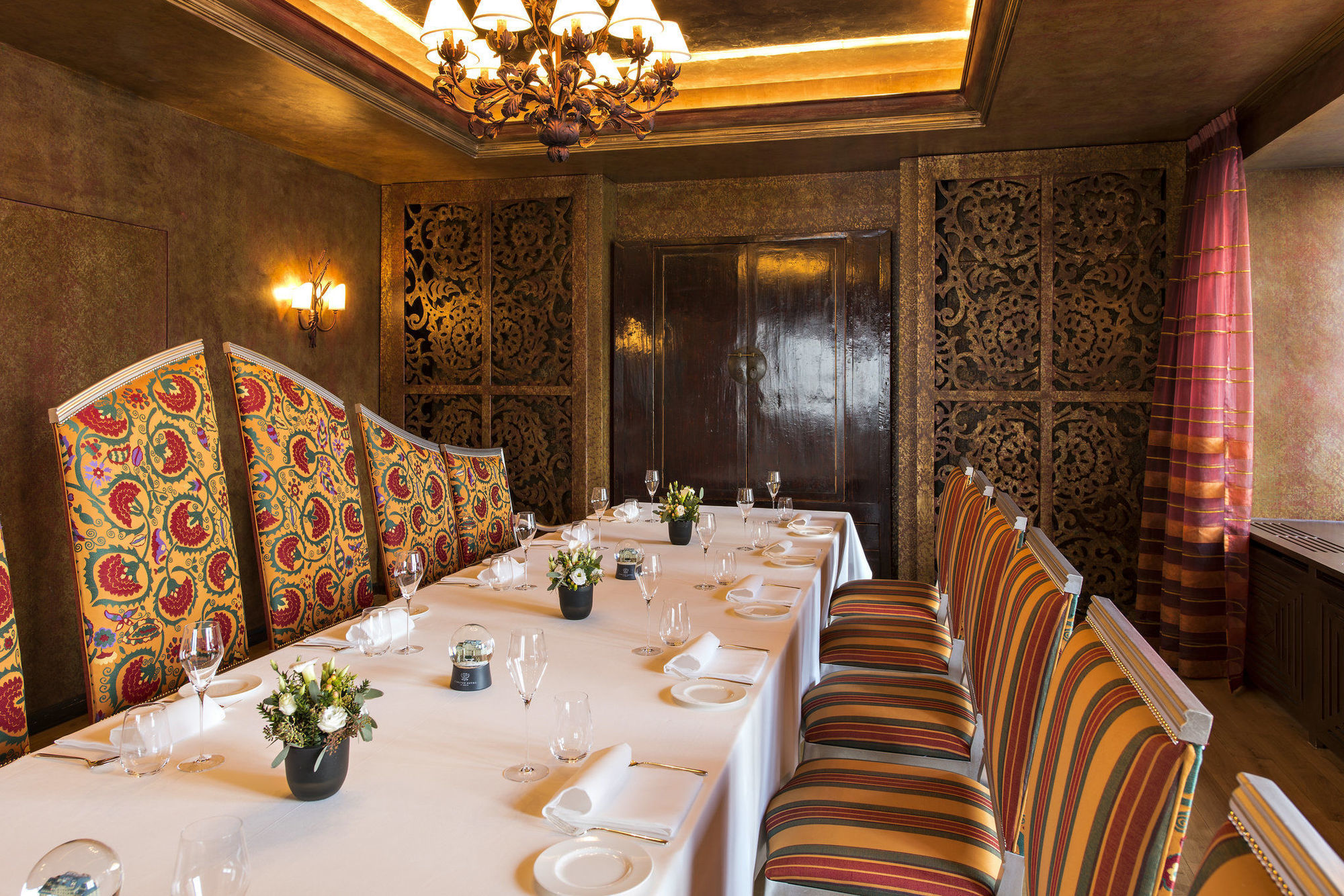 Hotel Carlton - The Leading Of The World St. Moritz