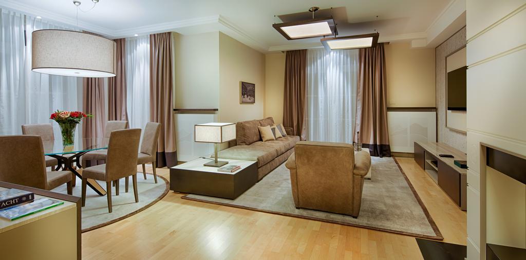 Kempinski Residences Hotel