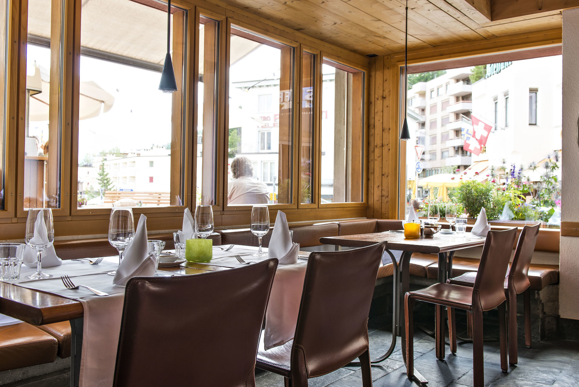 Hauser Hotel