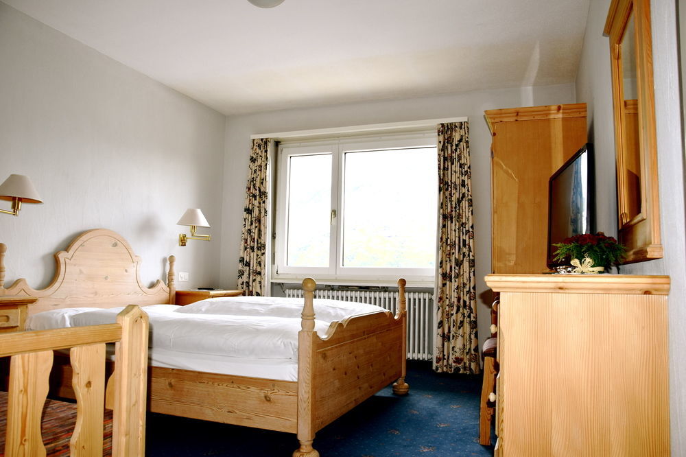 Salastrains Otel