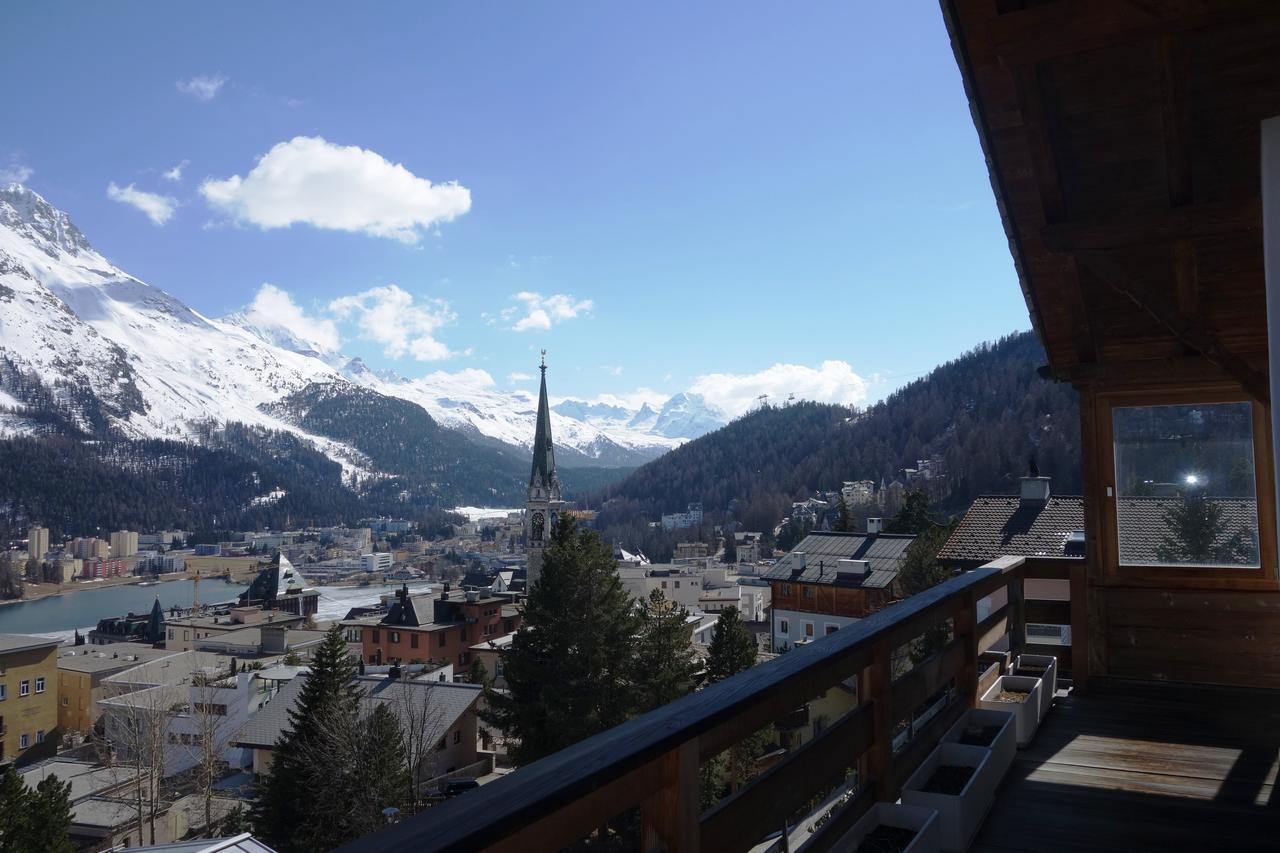 Chesa Il Rifugio 1 Chalé *