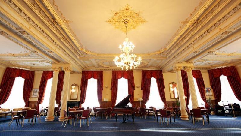 Hotel Reine Victoria By Laudinella 4*