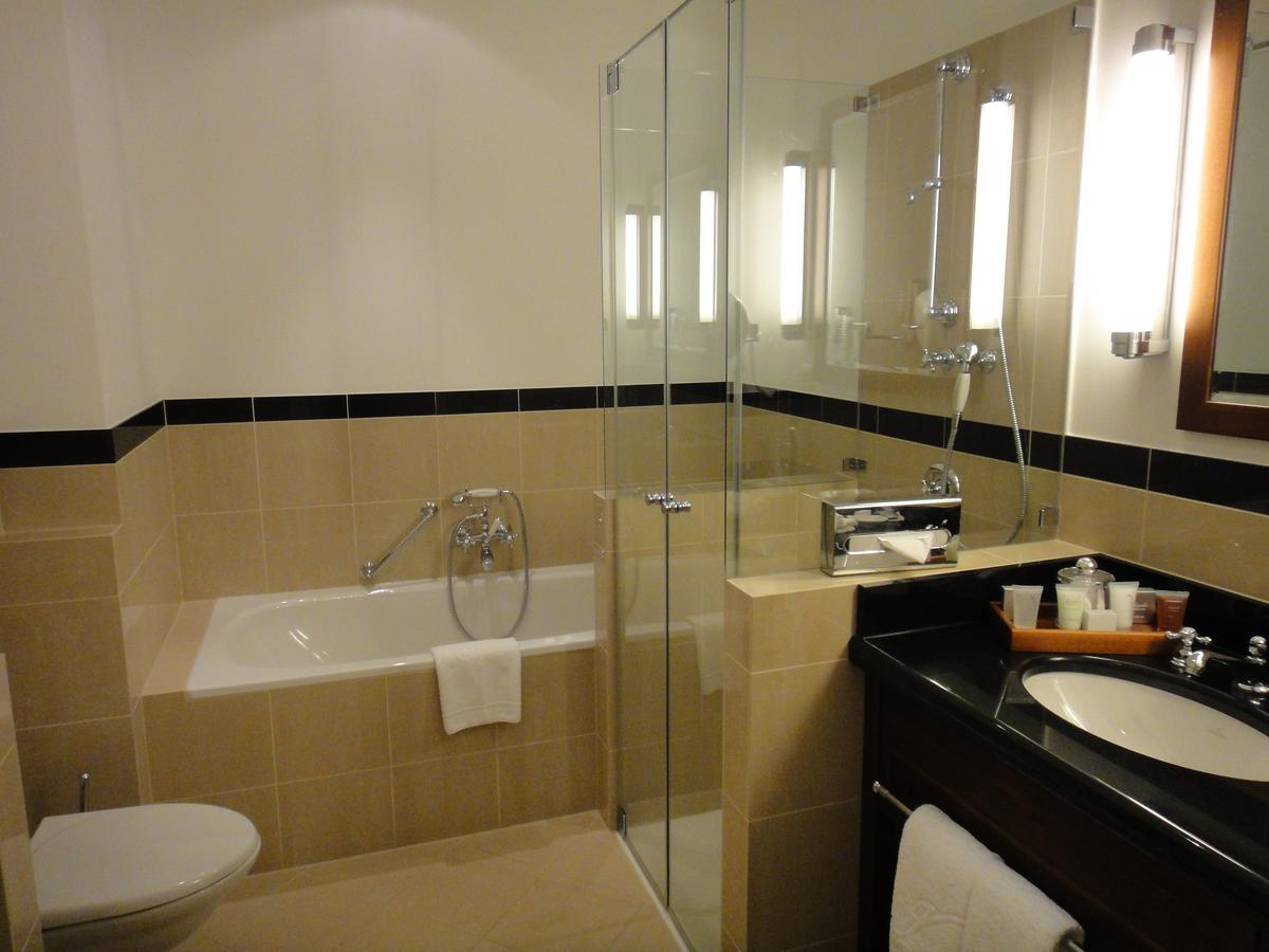 Kempinski Residences Hotel