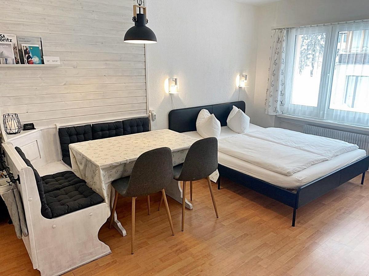 Gemuetlich-zentral, 30m2, Mit Parkplatz - A212 Apartment *