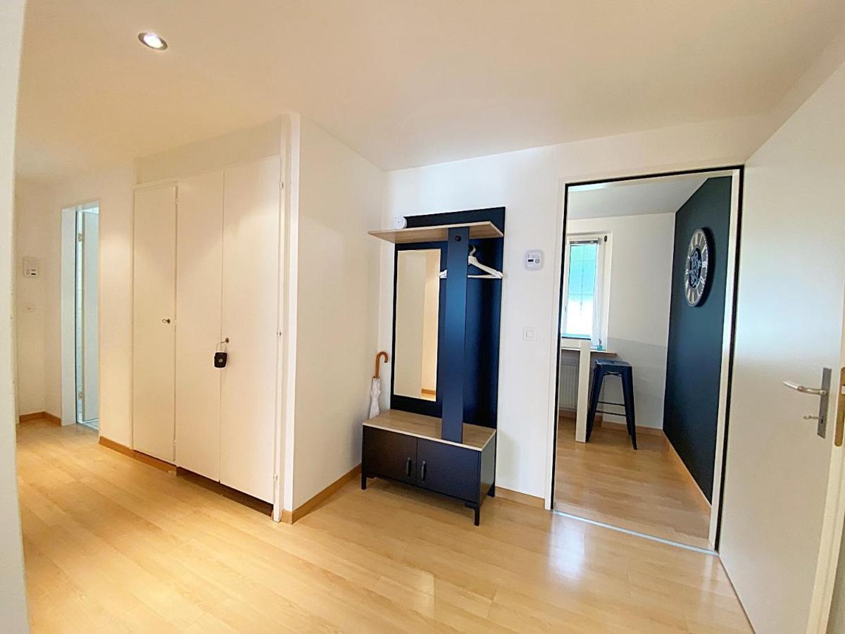 Apartment 70m2 Mit Seeblick, Balkon, Serlas, Parkplatz - S11,1