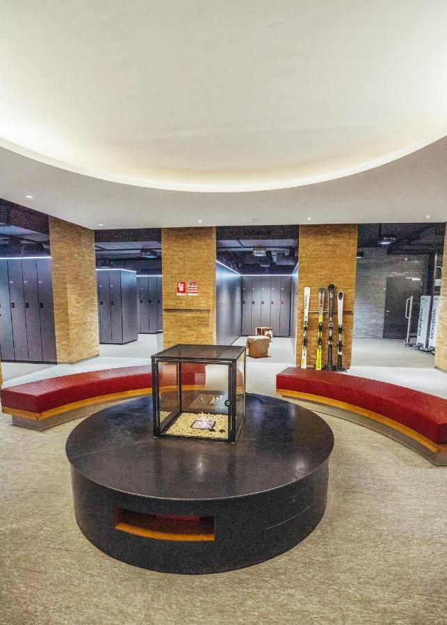 Suvretta House 5*