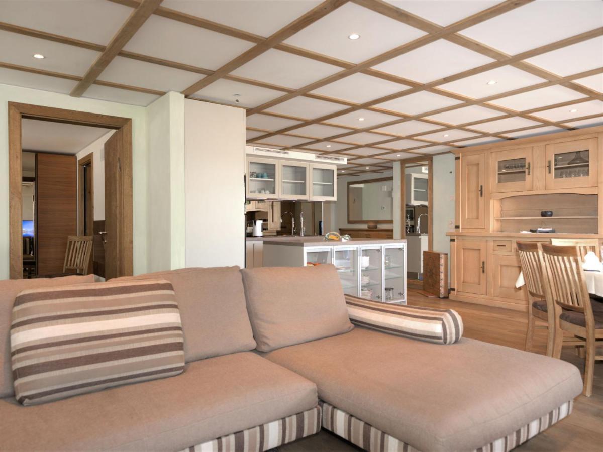 Daire Chesa Piz Mezdi - St- Moritz By Interhome *