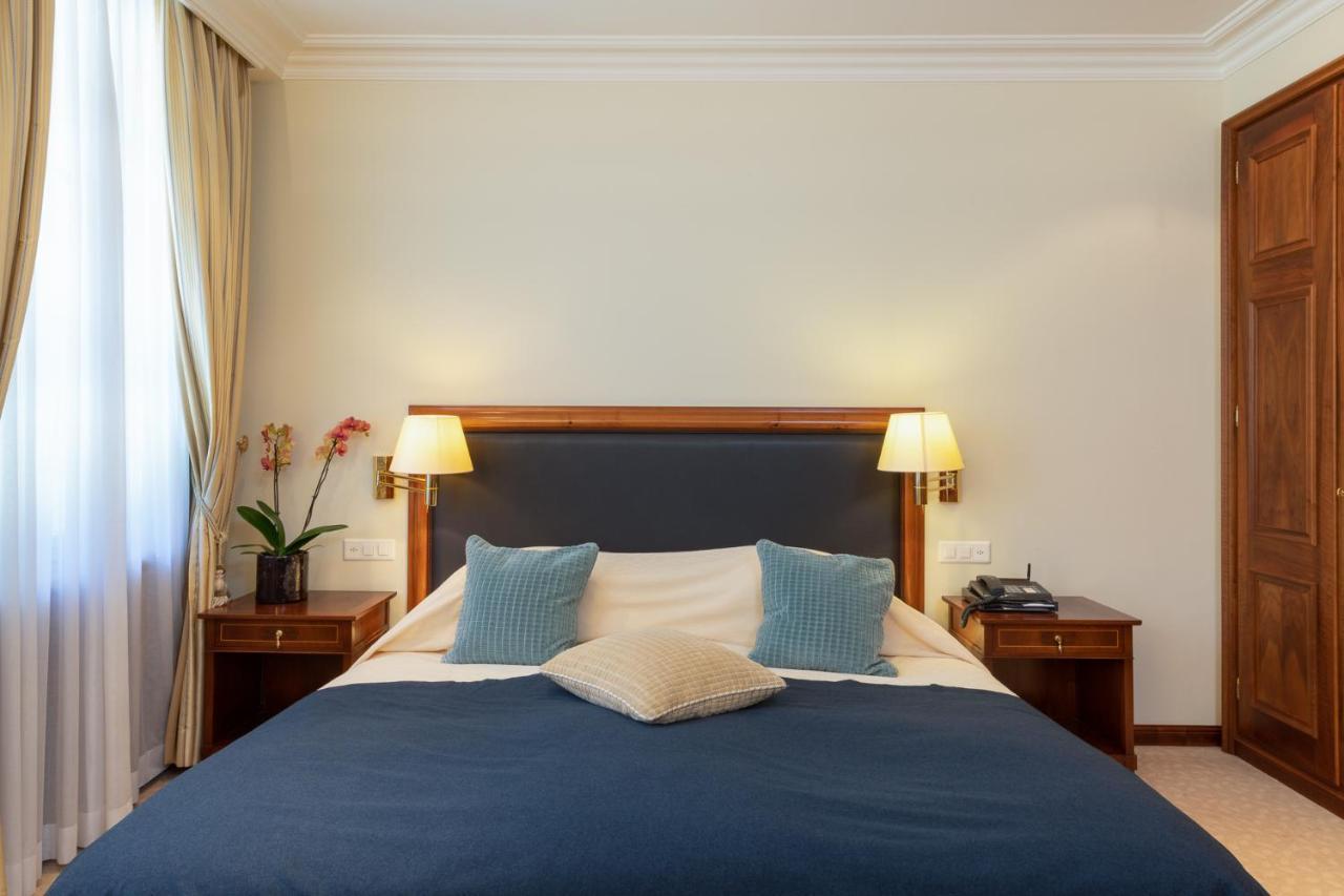 Khách sạn Suvretta House St. Moritz