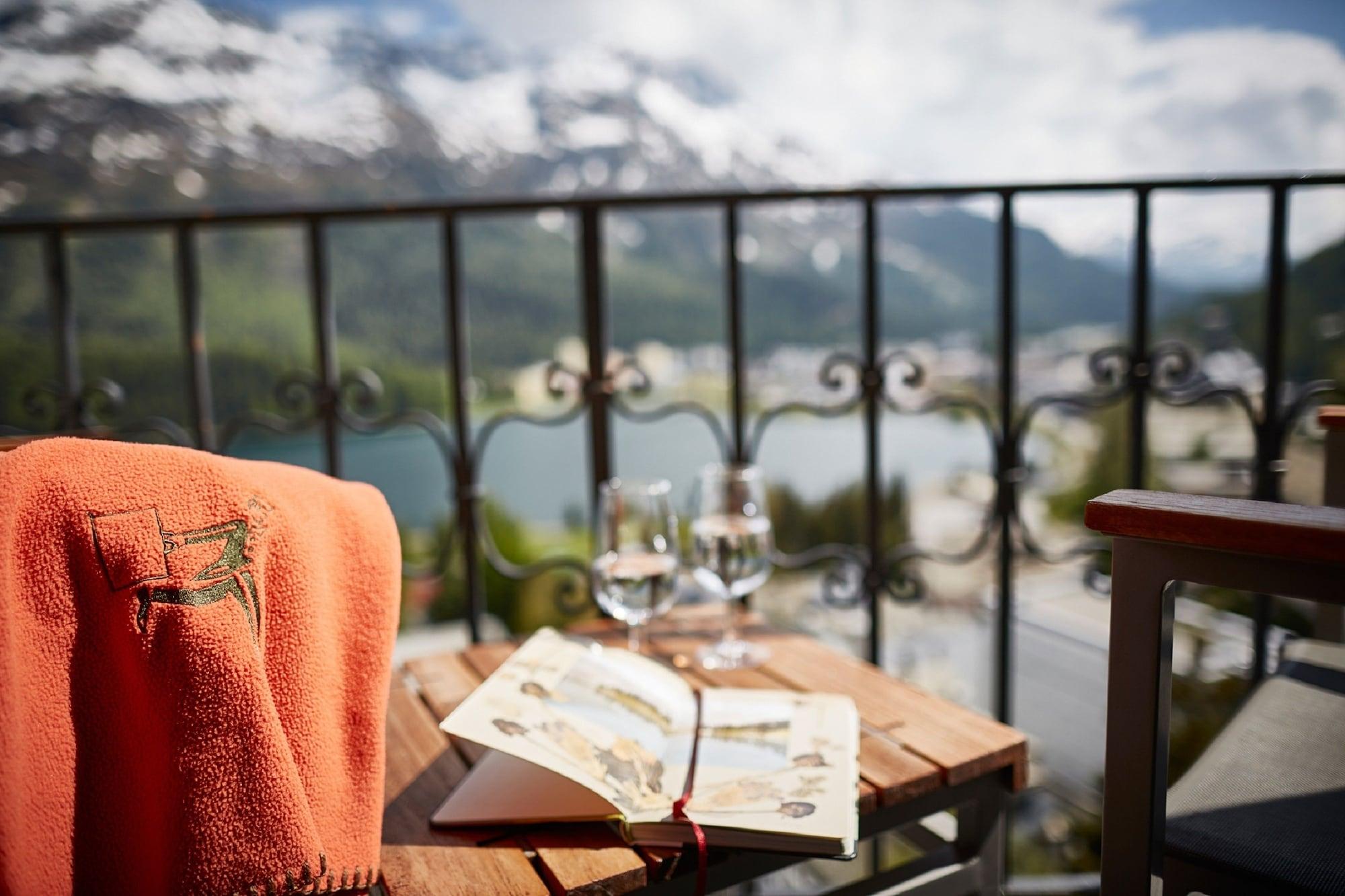 Schweizerhof Hotel 4*