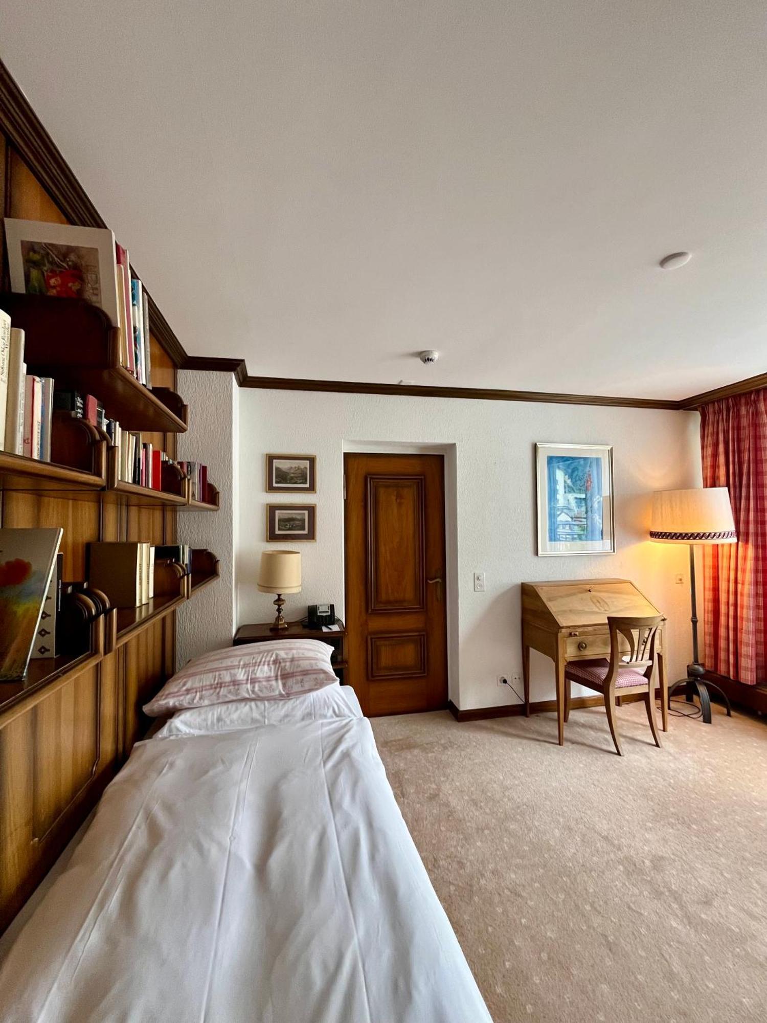 Crystal Superior Hotel 4*