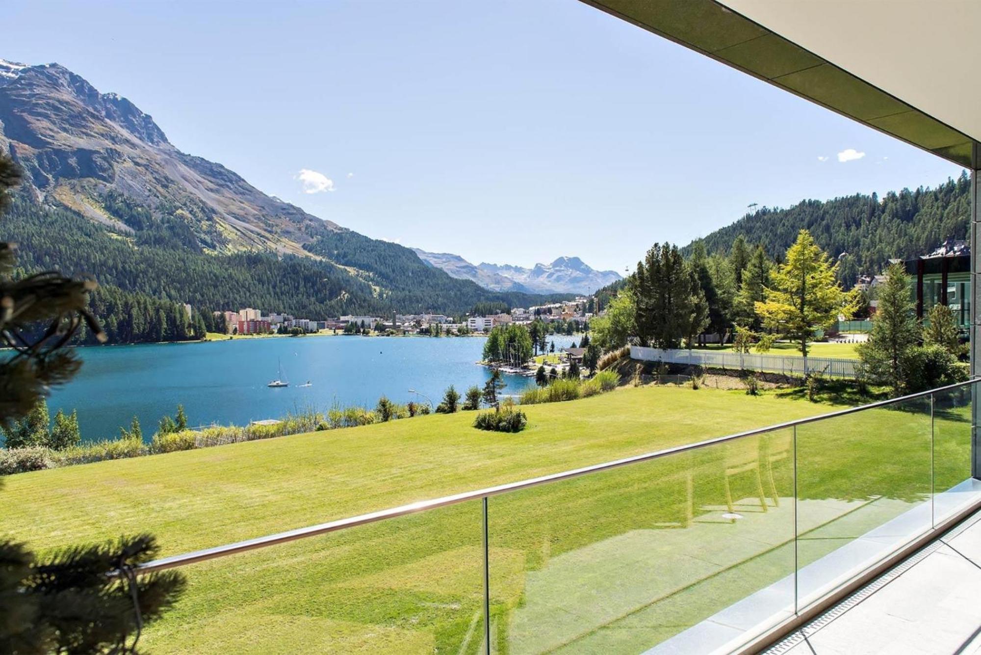 Central Haven Charming With Picturesque Mountain & Lake Views * St. Moritz