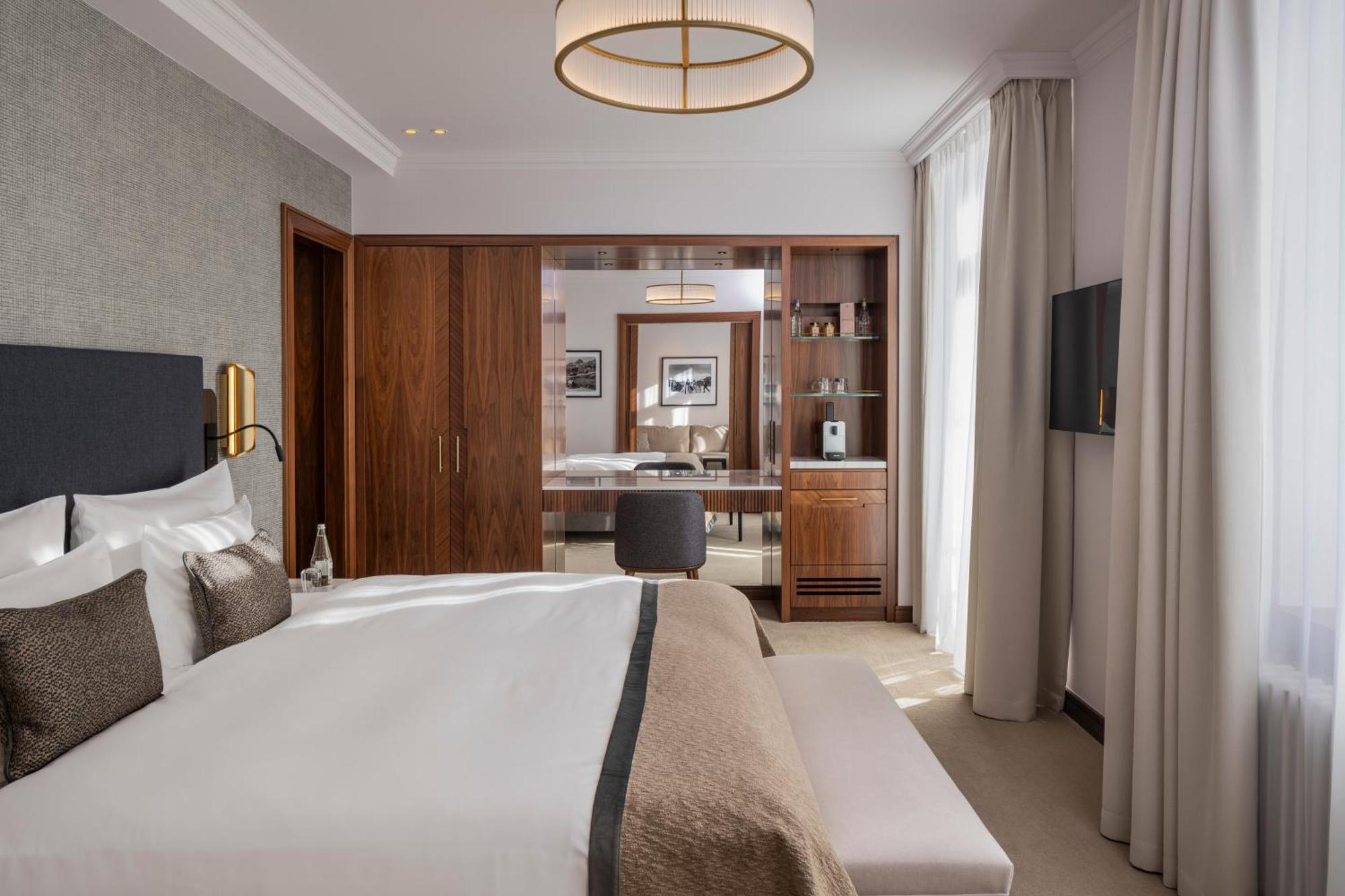 Grand Des Bains Kempinski Hotel