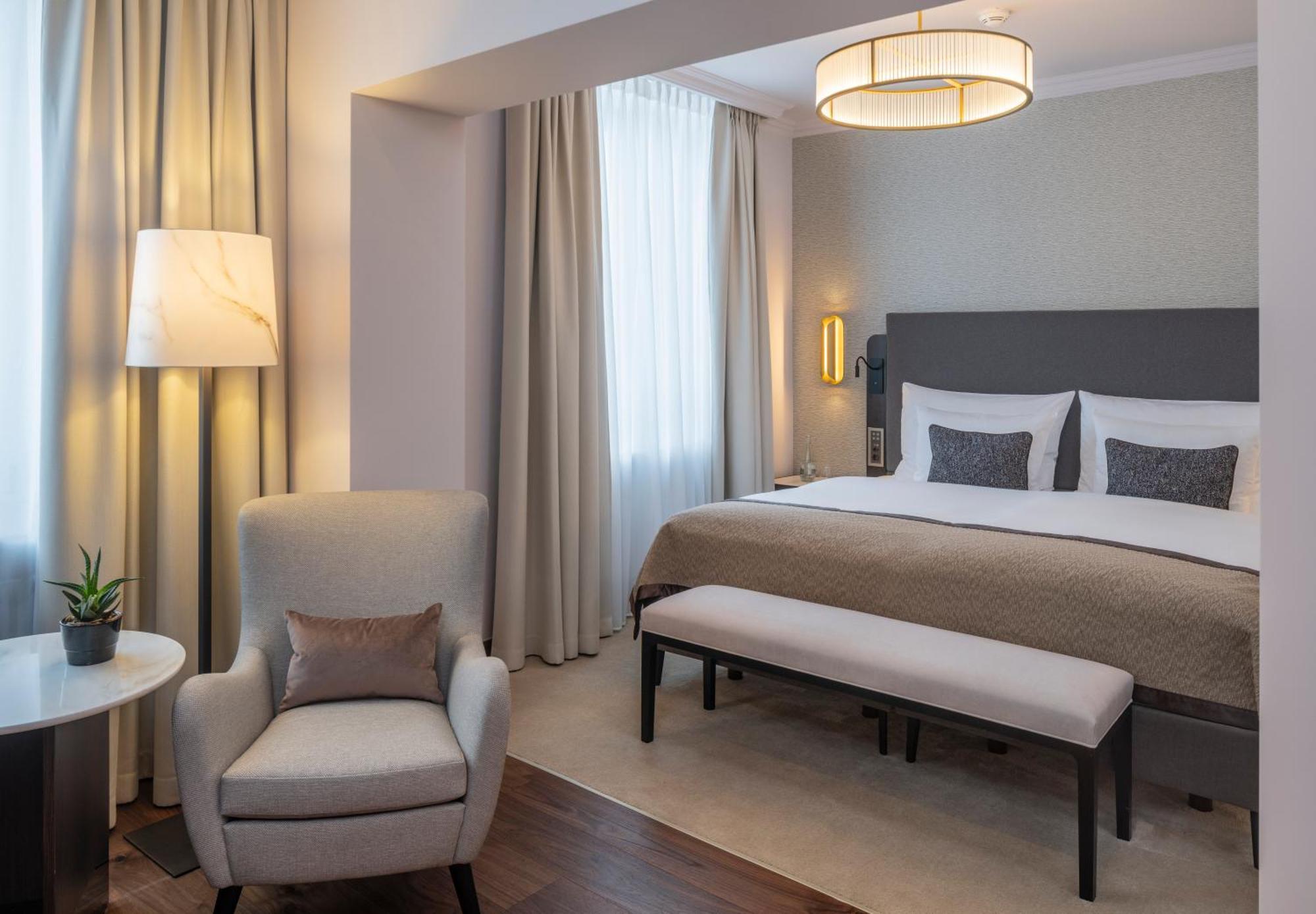 Grand Des Bains Kempinski Hotel