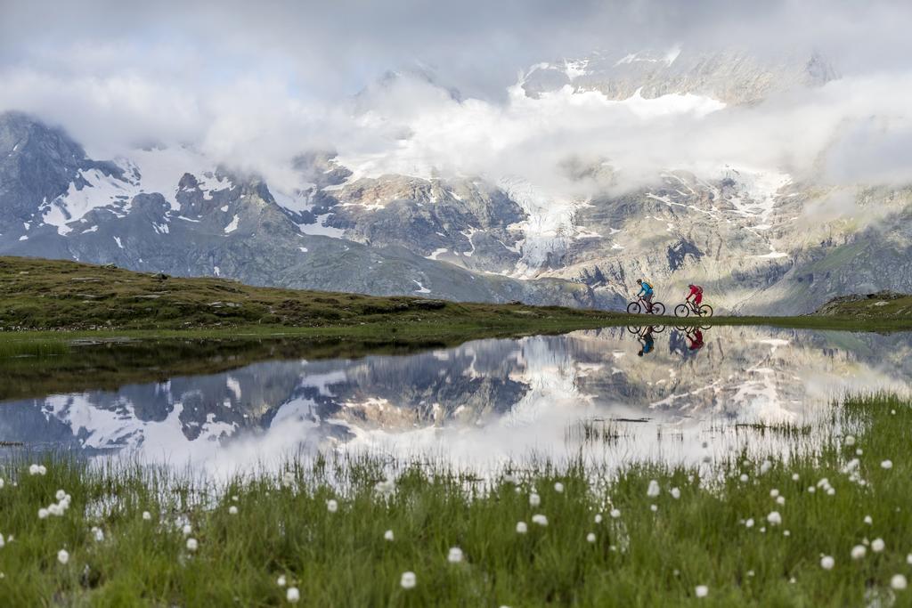 By Randolins Hostel St. Moritz
