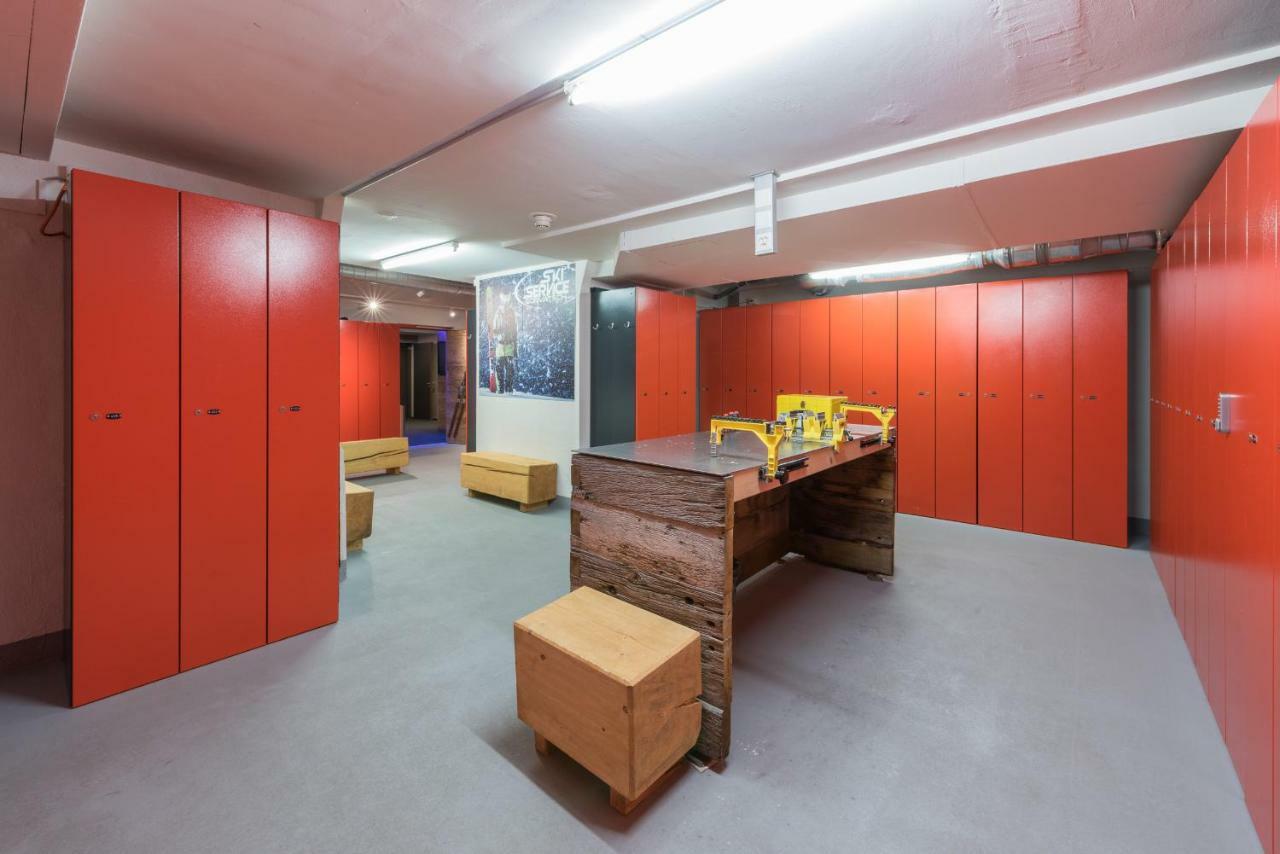 Hotel Schweizerhof 4*