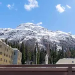 St Moritz - 2Br Balcony View & Parking