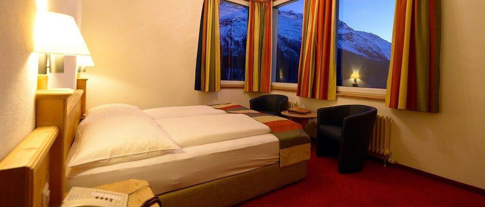 Hotel Waldhaus Am 3*